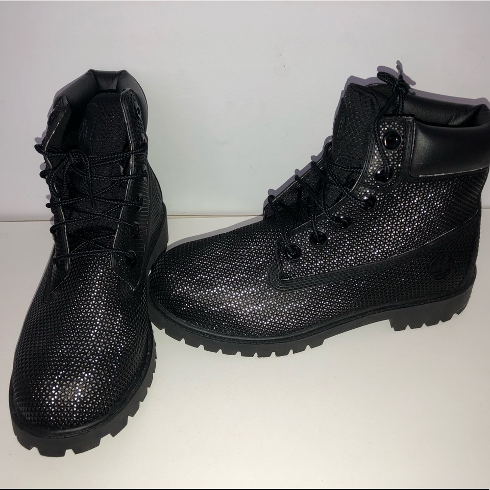 Reflective Timberlands. Super Sale 24 Hours Only!!
